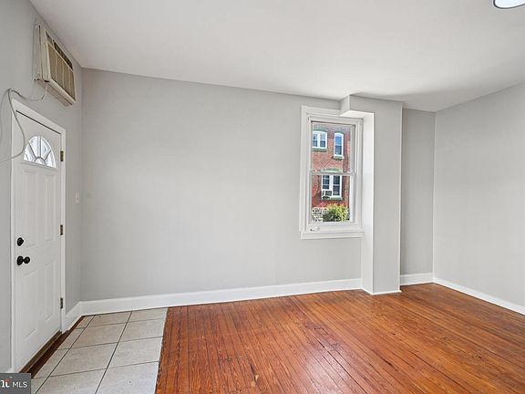 2nd image of 6128 Master St