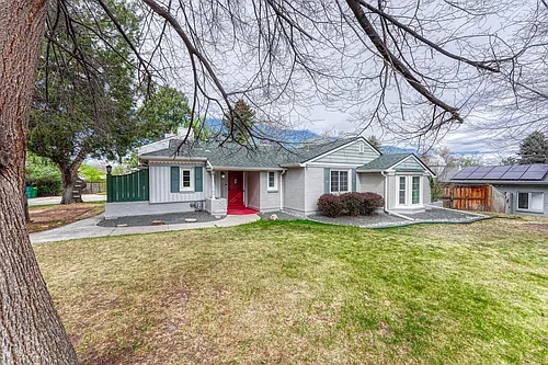 4021 Estes St Photo 1