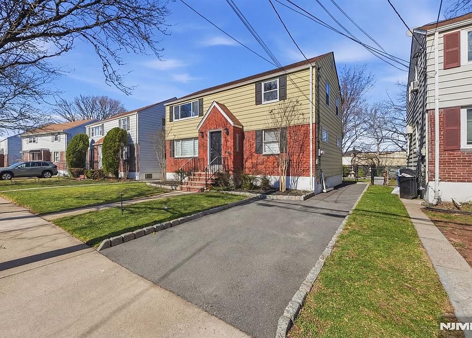 1st image of 73 Macarthur Ave
