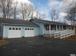 595 Dog Walk Rd, Anna, IL 62906