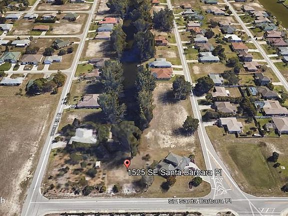 2nd image of 1525 SE Santa Barbara Pl