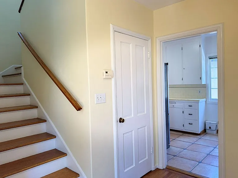 1739 Spruce St — Photo 28