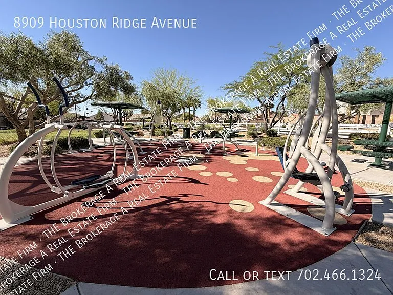 8909 Houston Ridge Ave — Photo 48