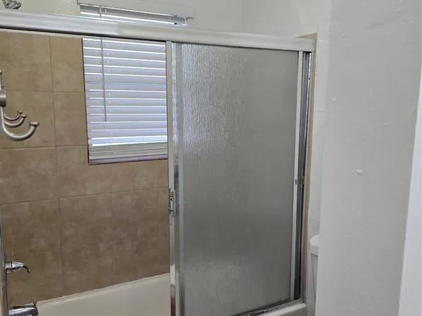 20 NW 7th Ave APT 6, Pompano Beach, FL 33060