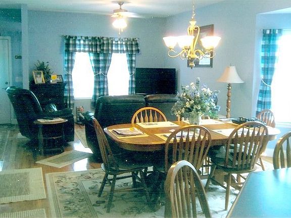 Family/Dining Room