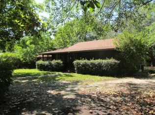 907 Old Spanish Trl, Bay Saint Louis, MS 39520