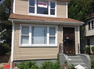 19028 118th Rd, Saint Albans, NY 11412