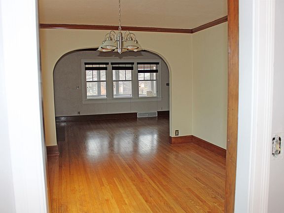 3rd image of 125 Welty Ave