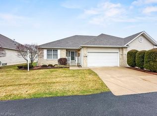 1538 Pimlico Dr, Youngstown, OH 44515