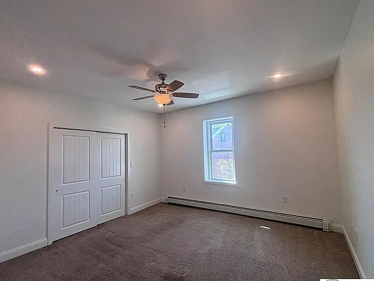 69 E Goepp St — Photo 3