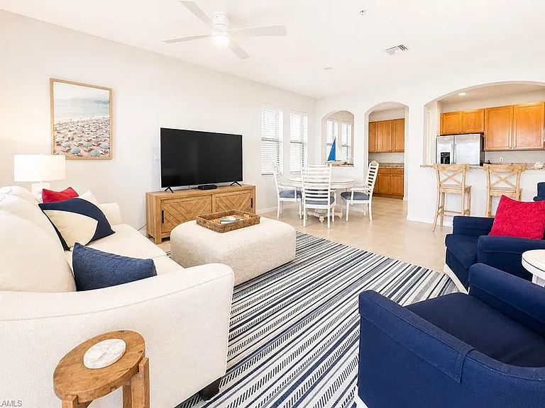 1367 Artesia Dr E #302 — Photo 3