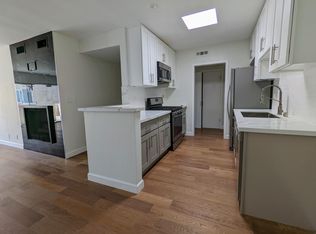 915 3rd St, Santa Monica, CA 90403
