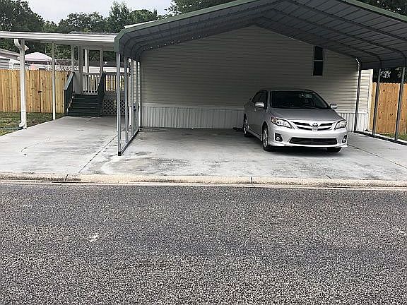 5th image of 10907 Olivewood Ln