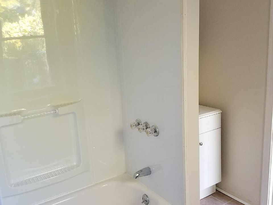 1st image of 7025 Grays Ave