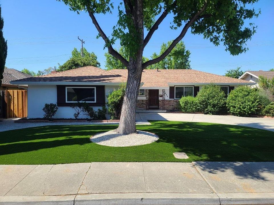1st image of 3665 De Soto Ave