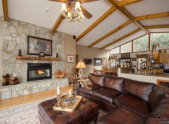 4th image of 120 Greenview Dr
