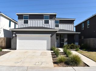 2449 Explorador Dr, Merced, CA 95340