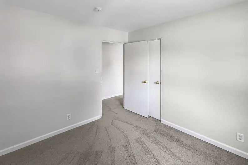 4016 N Graham Ave photo 1