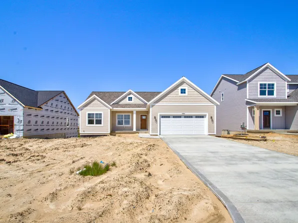 11685 Cherrybud Dr, Holland, MI 49424