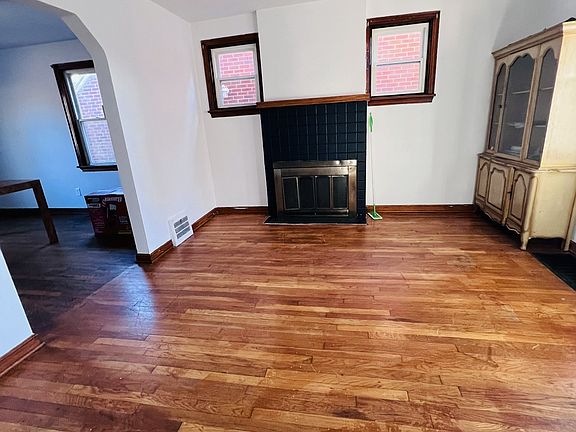5th image of 169 W Schwab Ave