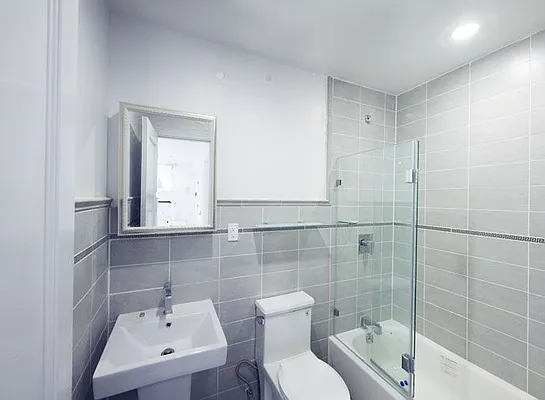 Rented by Realty Nerd | media 25