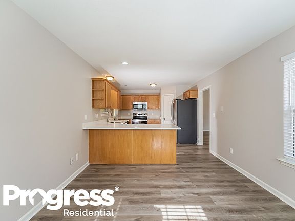 4th image of 4706 Titus Ct