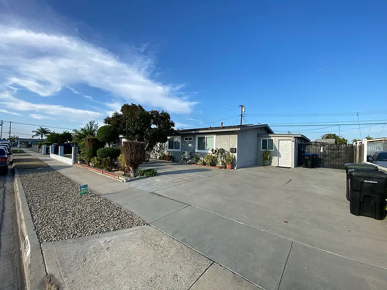 15522 Claretta Ave — Photo 35