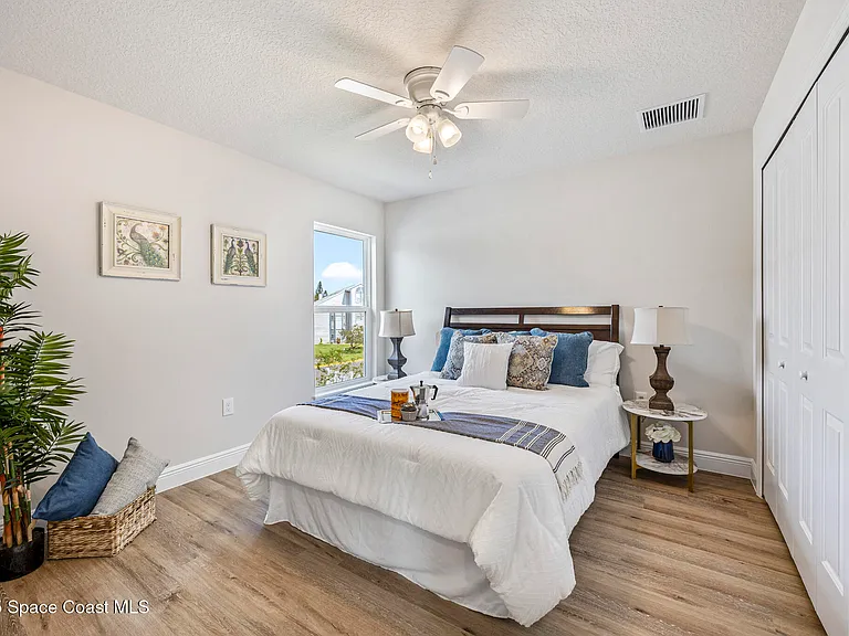 198 Hidden Woods Pl — Photo 25
