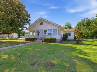 1348 E McKinley Ave, Sapulpa, OK 74066
