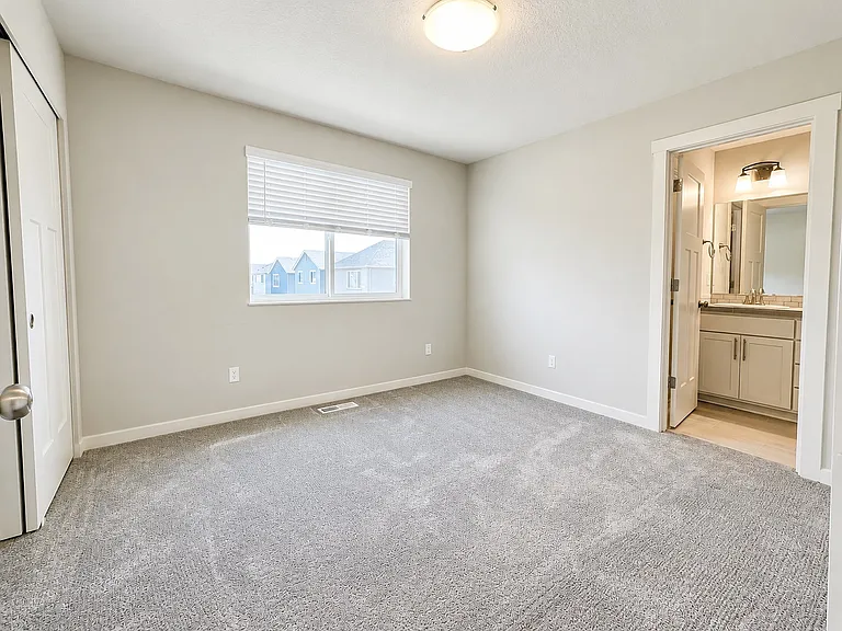 31693 NW Turel Dr — Photo 19