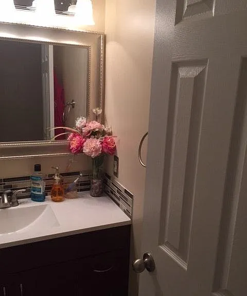 25 W Main St #10 — Photo 17