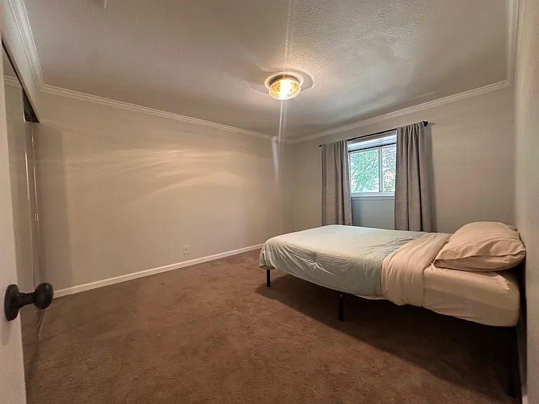 1394 Palm St #12 — Photo 5