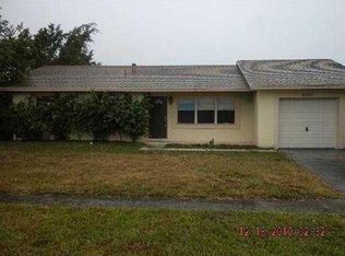 9448 Saddlebrook Dr, Boca Raton, FL 33496