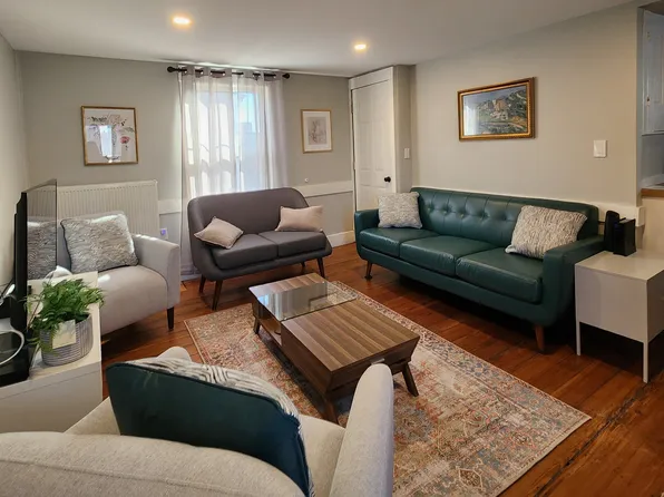 257 Vaughan St APT 2, Portland, ME 04102