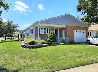 1 Pebble Beach Ct, Toms River, NJ 08757