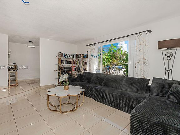 4th image of 8950 Harding Ave