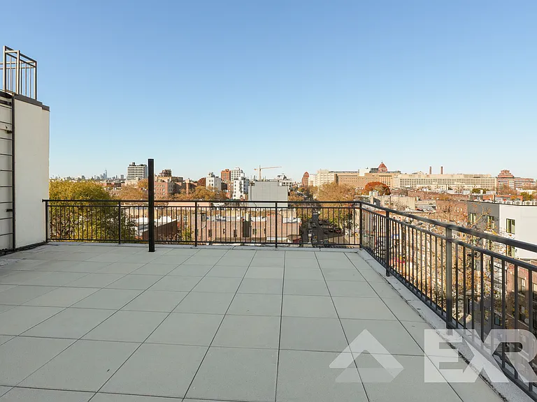 948 New York Ave #4F — Photo 9