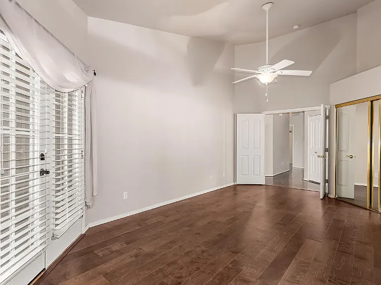 517 S Paradise Dr — Photo 10