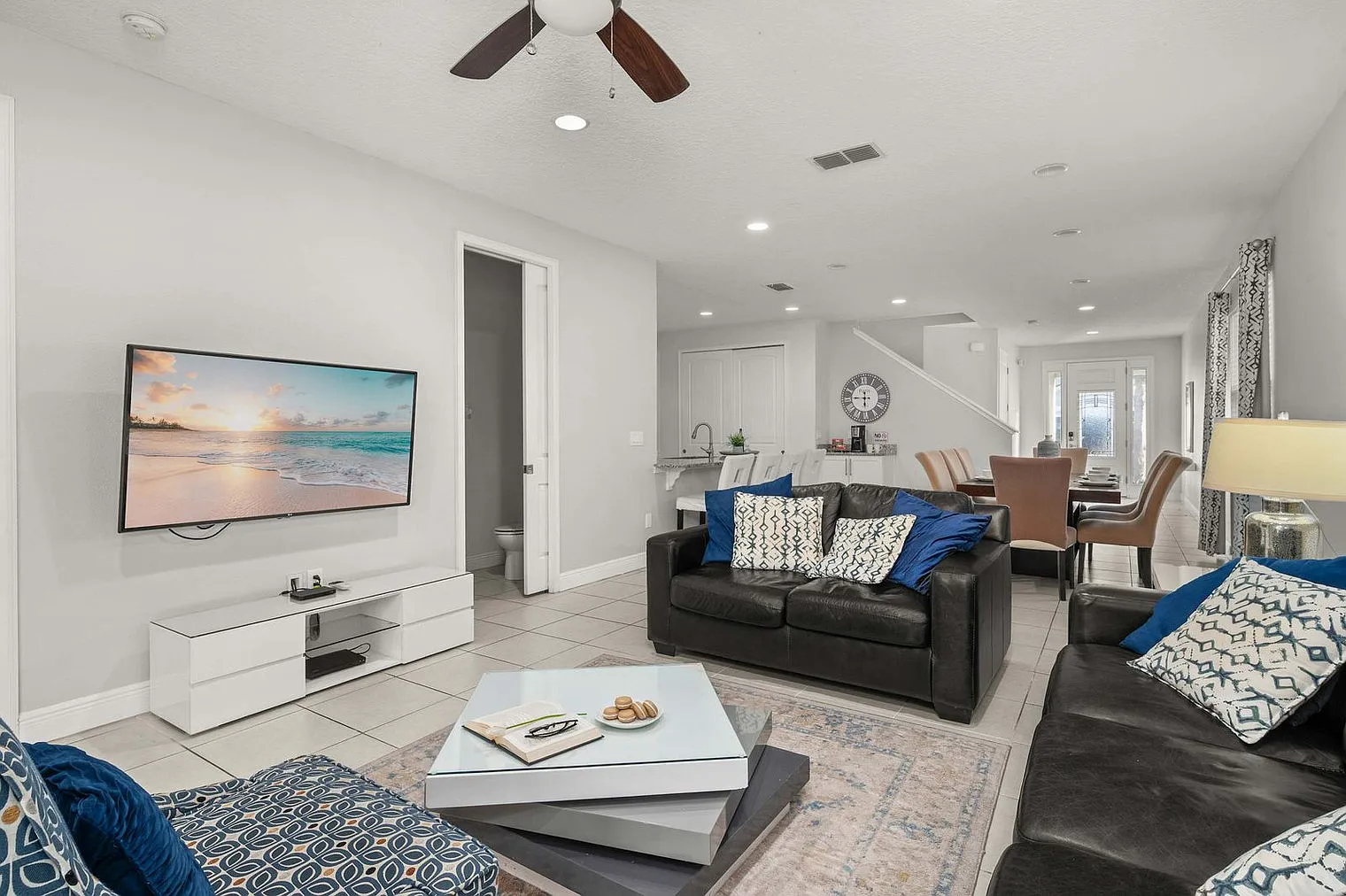 6 bed, 6.0 bath, 3304 sqft, $6,478 — Photo 3
