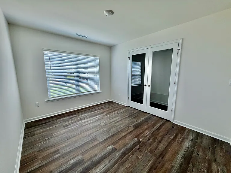 113 Vignette Dr — Photo 2