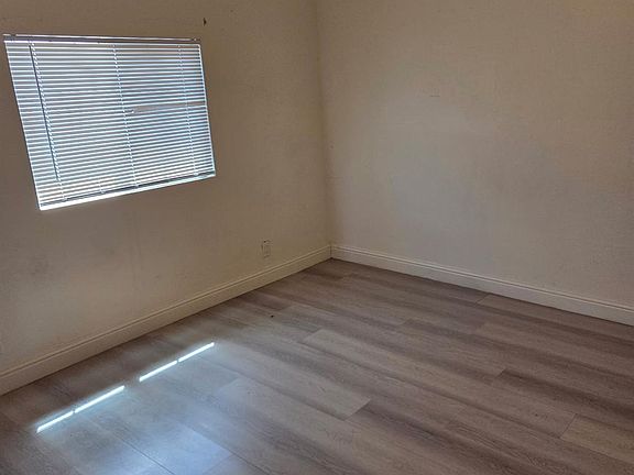 5th image of 1301 Rene Ave
