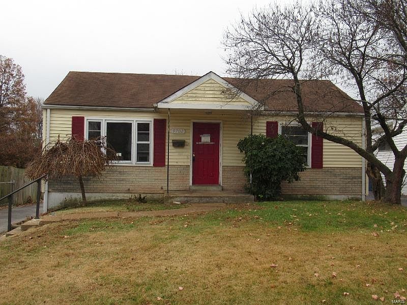 1st image of 9702 Echo Ln