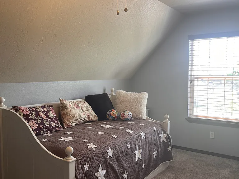 2911 W Cranberry Ave — Photo 21