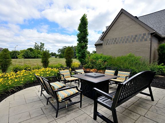 3rd image of 3000 Signature Blvd #3046