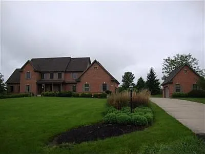 2677 River Bend Dr photo 1