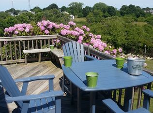 493 Old Town Rd, Block Island, RI 02807