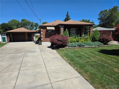 53 Kies Ct, Niagara Falls, NY, 14304