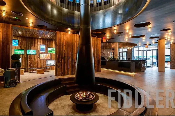 Rented by The KCI Group | media 28