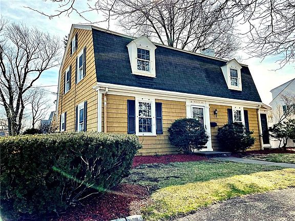2nd image of 29 Weeden Ave