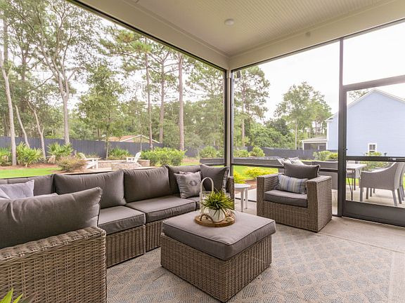 Spacious Screen Lanai